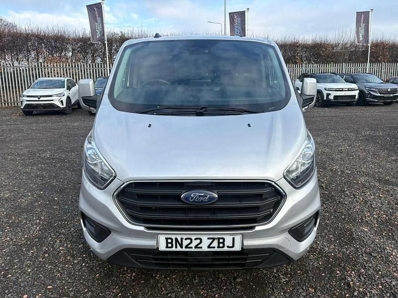 Begagnad Ford Transit Custom Limited 130 HK (95 kW) 2022 Silver Van