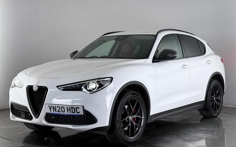 Used Alfa Romeo Stelvio 200 HP (147 kW) 2019 White SUV