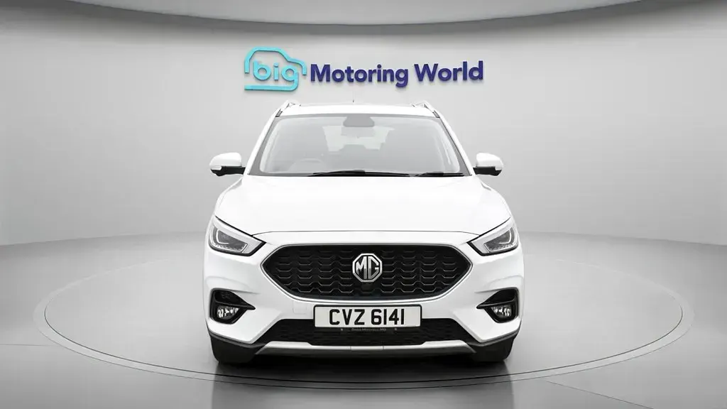 Używany MG ZS 2023 Biały SUV
