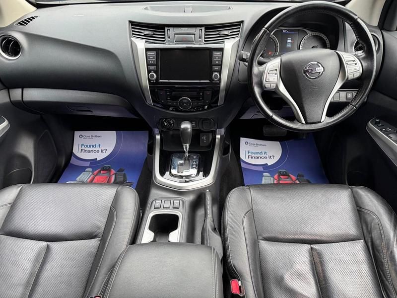 Used Nissan Navara Tekna 190 HP (139 kW) 2020 Grey Pickup