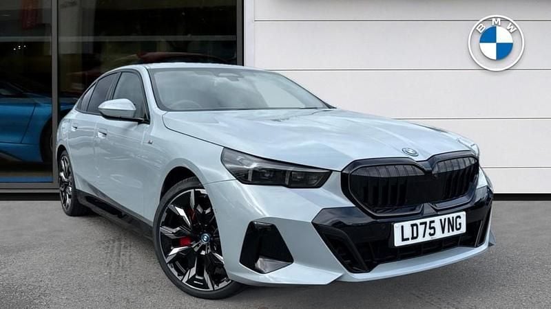 Used BMW 550e M Sport 482 HP (354 kW) 2025 Grey
