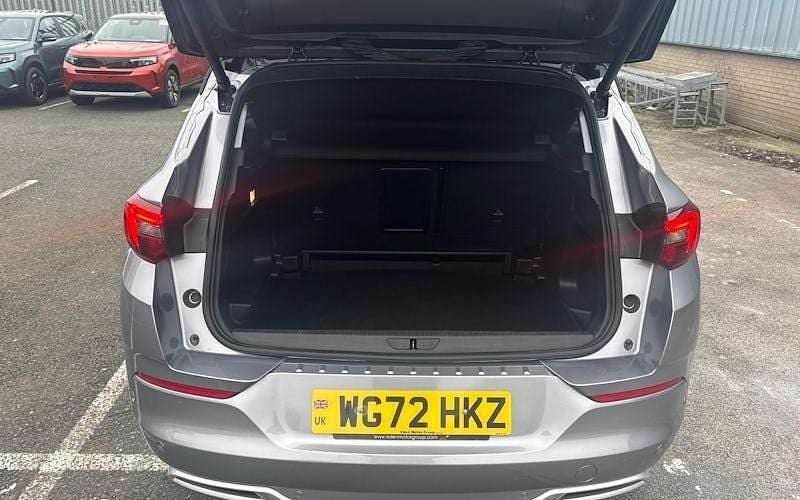Used Vauxhall Grandland X Ultimate 131 HP (96 kW) 2024 SUV