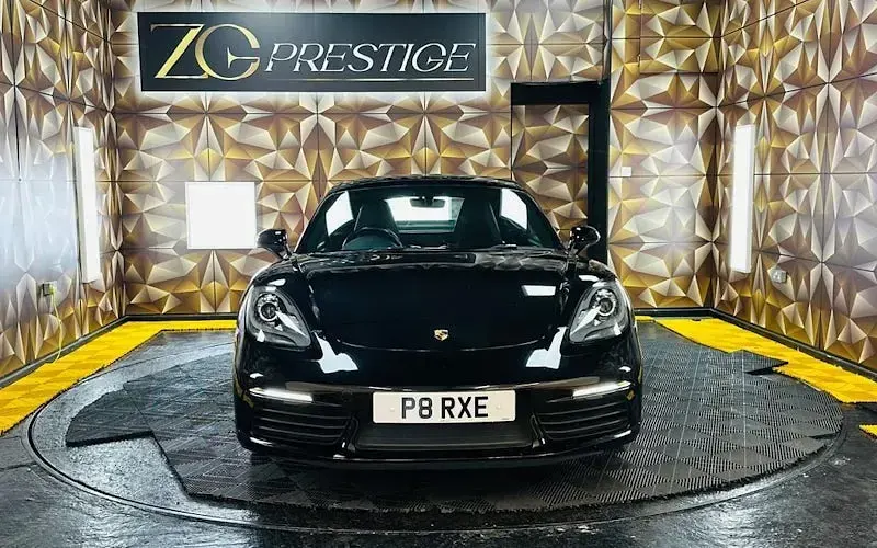 Used Porsche 718 Cayman 300 HP (220 kW) 2025 Coupe