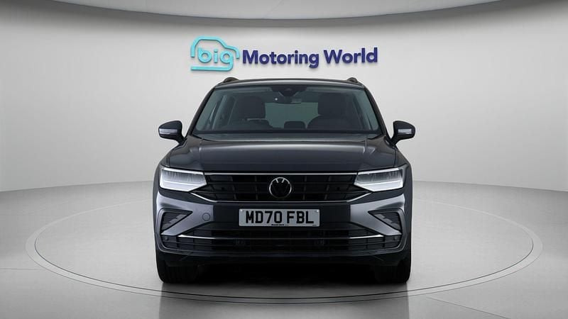Used VW Tiguan S 128 HP (94 kW) 2021 Grey SUV