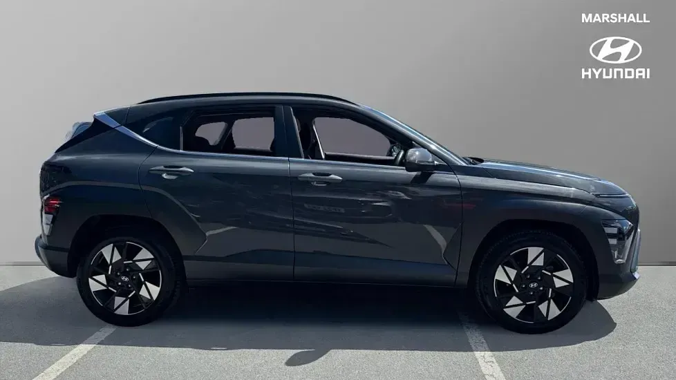 Used Hyundai Kona Advanced 141 HP (103 kW) 2024 Ecotronic grey SUV