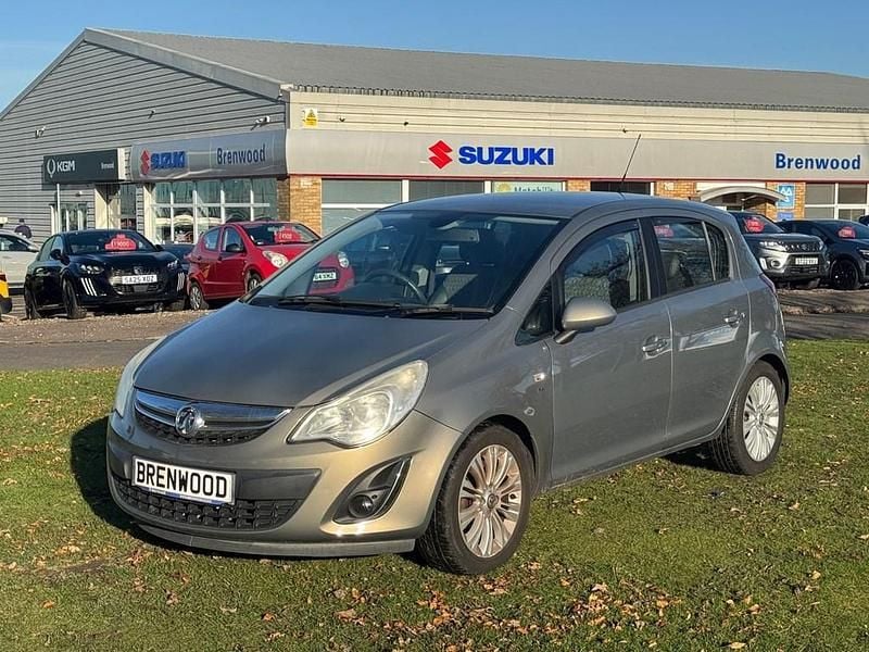 Used Vauxhall Corsa 100 HP (73 kW) 2012 Brown Hatchback
