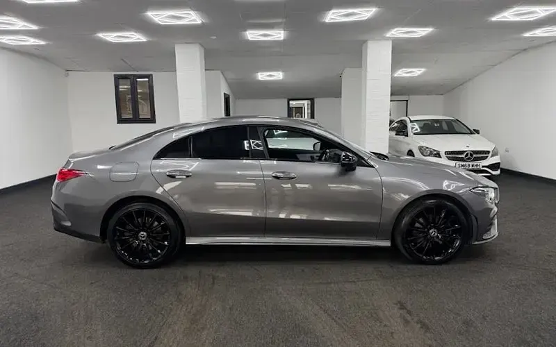 Used Mercedes E250 AMG line 218 HP (160 kW) 2022 Sedan