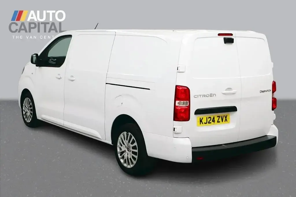Used Citroën Dispatch 120 HP (88 kW) 2024 White MPV