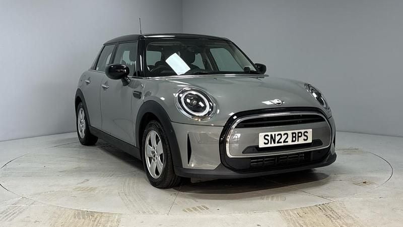 Used Mini Cooper Classic 134 HP (98 kW) 2022 Grey Hatchback