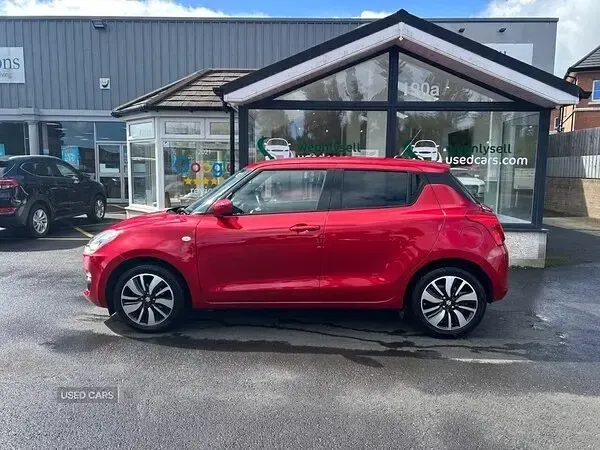 Used Suzuki Swift SZ-T 90 HP (66 kW) 2020 Red Hatchback