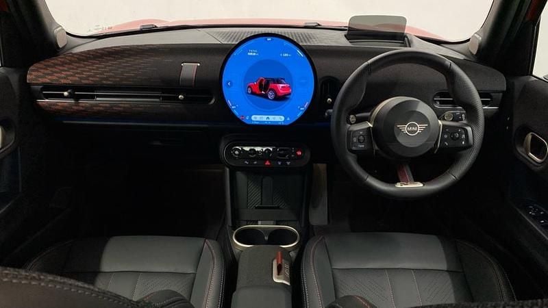 Usado Mini Cooper Hatch 113 kW (154 HP) 2025 Vermelho Citadino