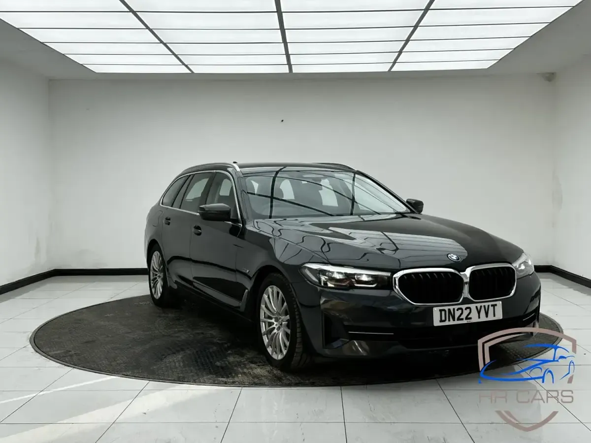 Begagnad BMW 530e 2022 Grå Kombi