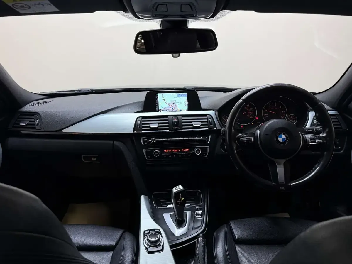 Used BMW 320 M Sport 181 HP (133 kW) 2015 Black Estate