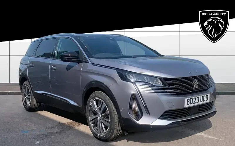 Used Peugeot 5008 Allure+ 131 HP (96 kW) 2023 SUV