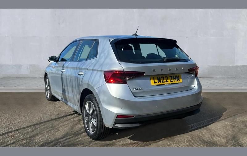 Used Skoda Fabia SE L 110 HP (80 kW) 2022 Silver Hatchback
