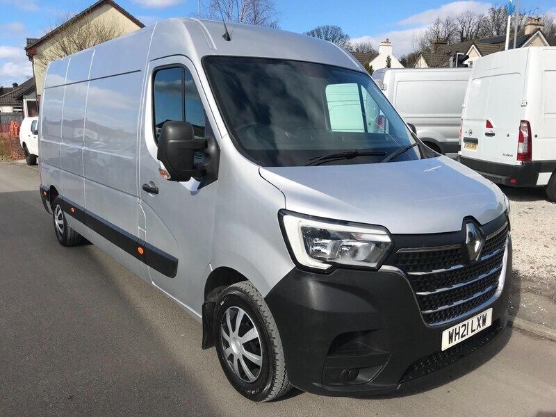 Grey Used 2021 Renault Master Business Van | £11,595 (Fair price) - Image 1/4