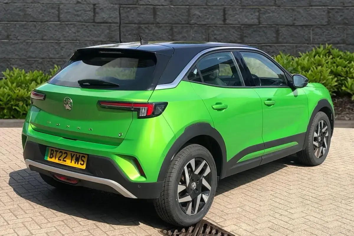 Used Vauxhall Mokka Elite 98 kW (134 HP) 2022 Green SUV