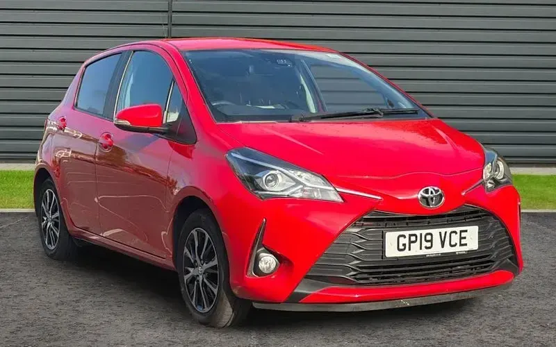 Begagnad Toyota Yaris 111 HK (81 kW) 2019 Halvkombi