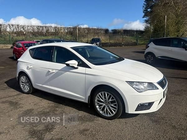 Used Seat Leon SE Dynamic 2017 White Hatchback