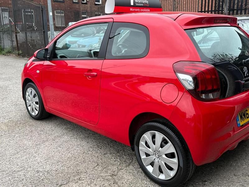 Used Peugeot 108 Active 68 HP (50 kW) 2015 Red Hatchback