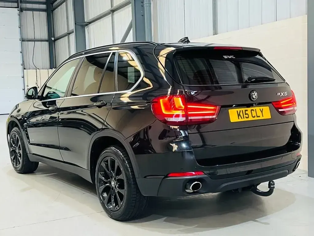 Usado BMW X5 Comfort Edition 231 HP (169 kW) 2018 Preto SUV