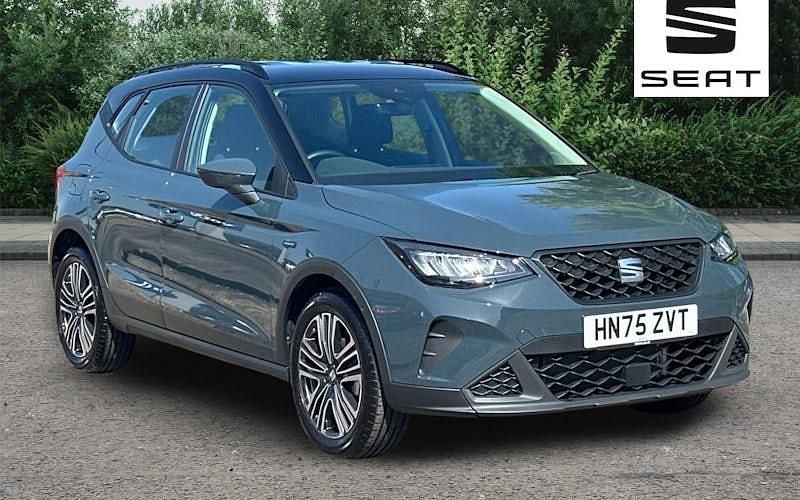 Usado Seat Arona SE Technology 95 CV (69 kW) 2025 SUV