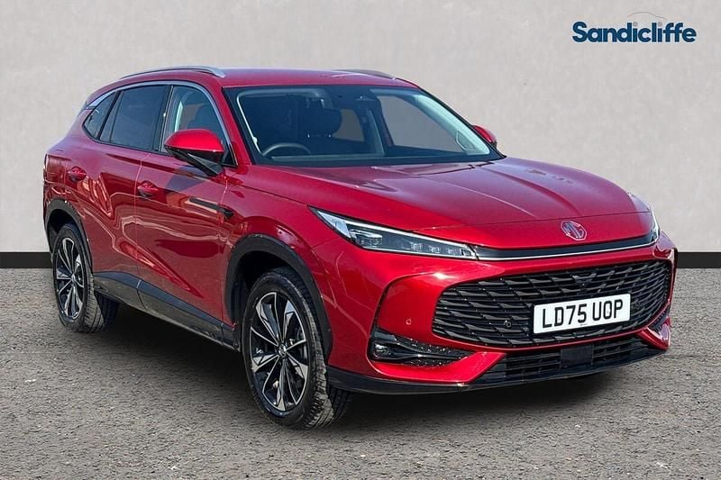 Used MG HS Trophy 224 HP (164 kW) 2024 Tri coat  dynamic red SUV