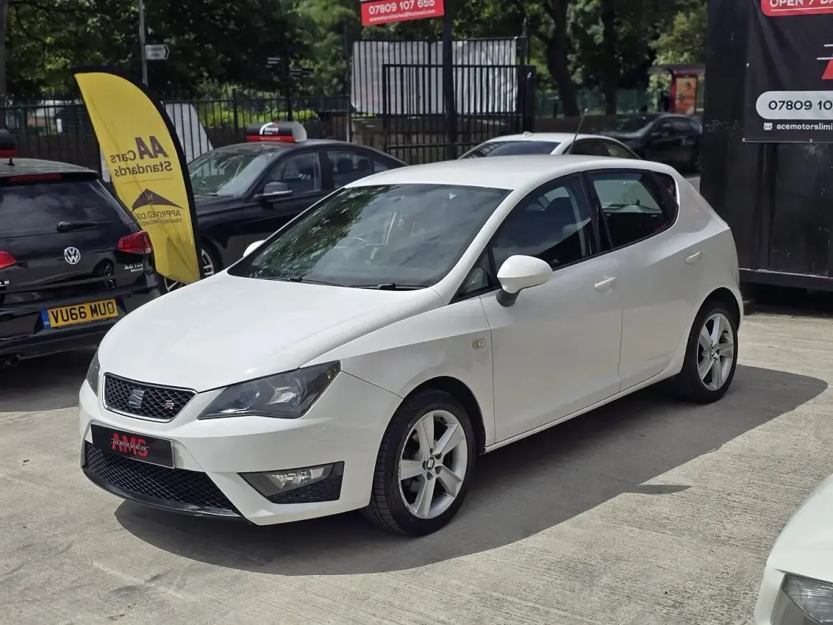 Used Seat Ibiza FR 2015 White Hatchback