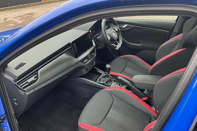 Used Skoda 110 R Monte Carlo 81 HP (59 kW) 2022 Energy blue Estate