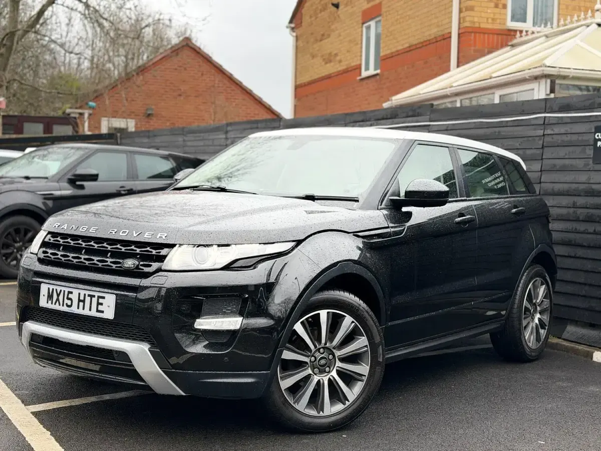 Used Land Rover Range Rover evoque Dynamic 2015 Black Estate