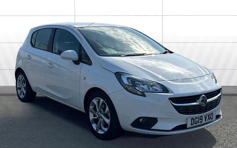 Used Vauxhall Corsa 90 HP (66 kW) 2019 White Hatchback