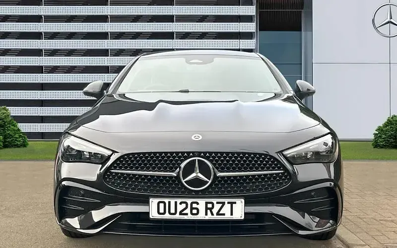 Novo Mercedes E300 Edition 313 HP (230 kW) 2026 Coupé