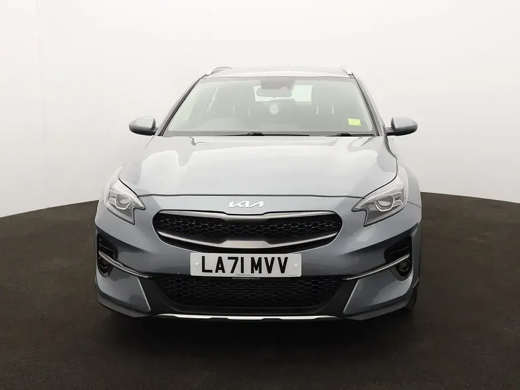 Used Kia XCeed 2022 Silver SUV