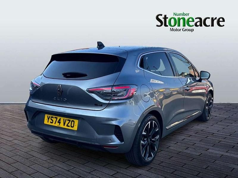 Used Renault Clio V Techno 140 HP (102 kW) 2024 Grey Hatchback