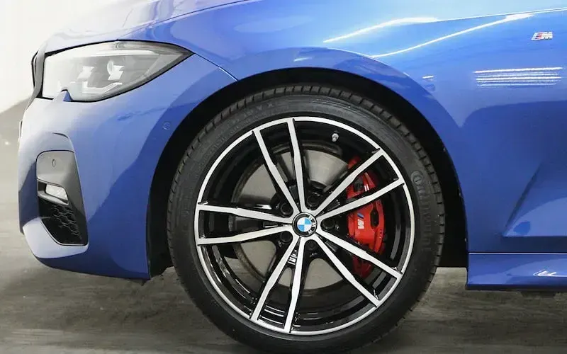 Used BMW 320 M Sport 184 HP (135 kW) 2022 Blue Estate