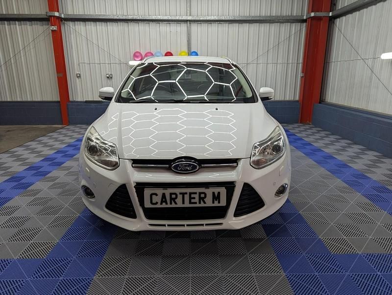 Used Ford Focus Titanium X 180 HP (132 kW) 2013 White Estate