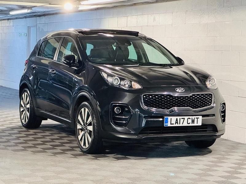 Black Used 2017 Kia Sportage 3 SUV | £5,989 (Good price) - Image 1/4