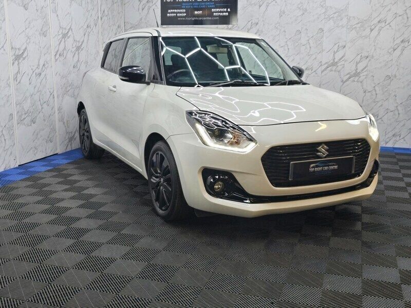 White Used 2018 Suzuki Swift SZ5 Hatchback | £9,800 (Good price) - Image 1/2