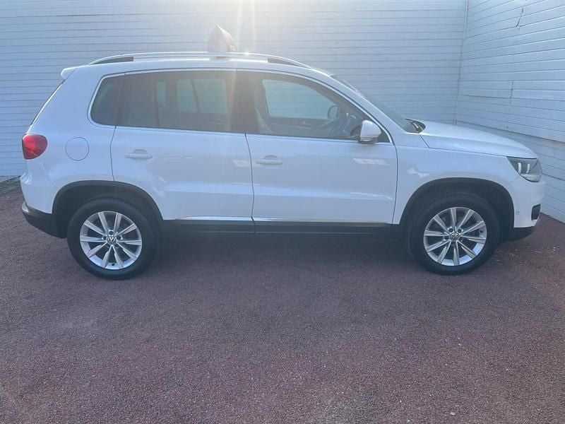 Used VW Tiguan SE 170 HP (125 kW) 2012 White SUV