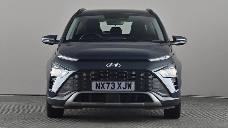 Used Hyundai Bayon SE 100 HP (73 kW) 2023 Grey SUV