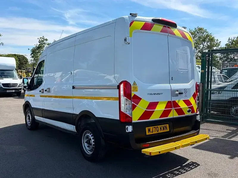 Used Ford Transit 130 HP (95 kW) 2020 White Van