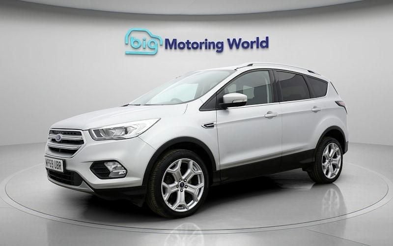 Used Ford Kuga Titanium 150 HP (110 kW) 2019 Silver SUV