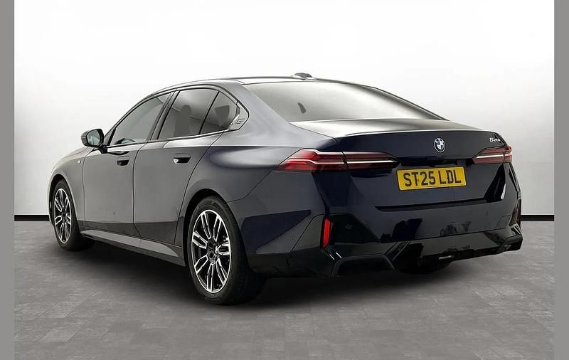 Used BMW 520 M Sport 205 HP (150 kW) 2025 Blue Sedan
