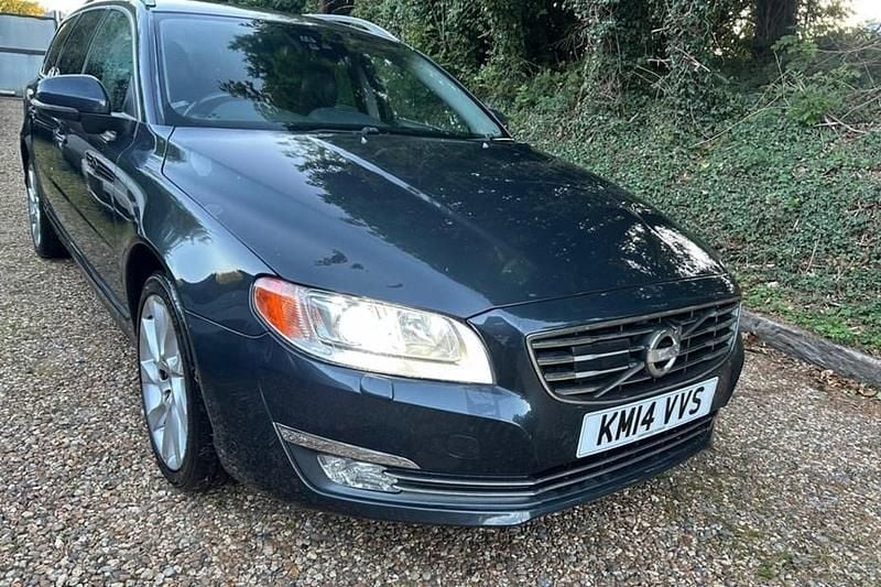Grey Used 2014 Volvo V70 SE Lux Estate | £8,995 (Fair price) - Image 1/1