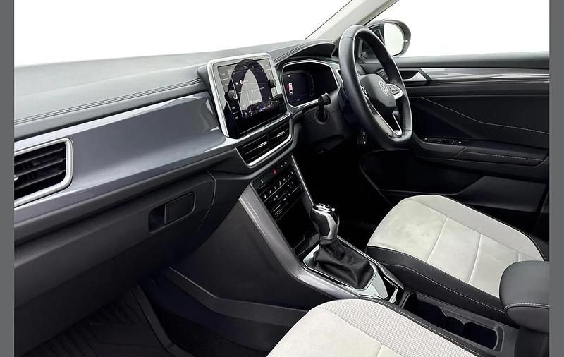 Used VW T-Roc Style 150 HP (110 kW) 2023 Silver SUV