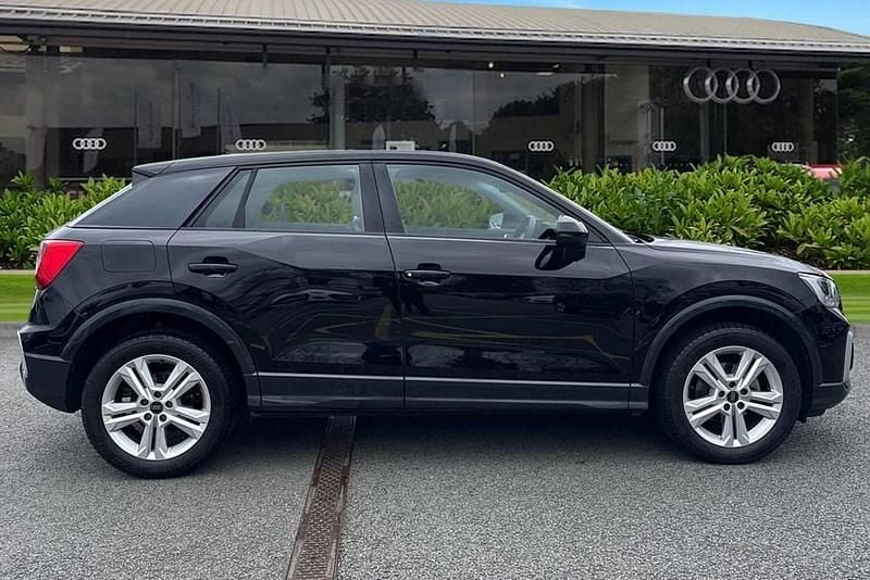 Used Audi Q2 Sport 110 HP (80 kW) 2023 Black SUV