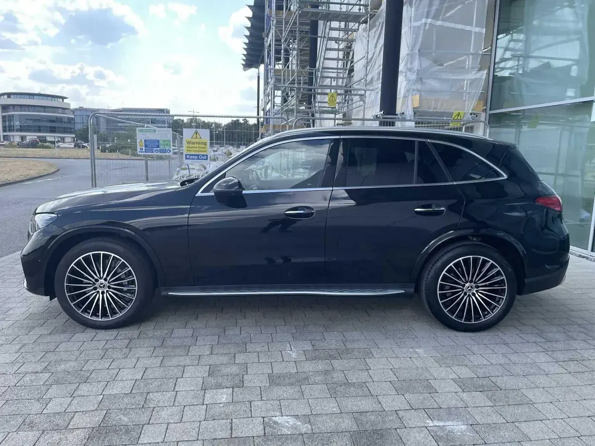 Used Mercedes GLC300 AMG Line Premium Plus 258 HP (189 kW) 2023 Black SUV