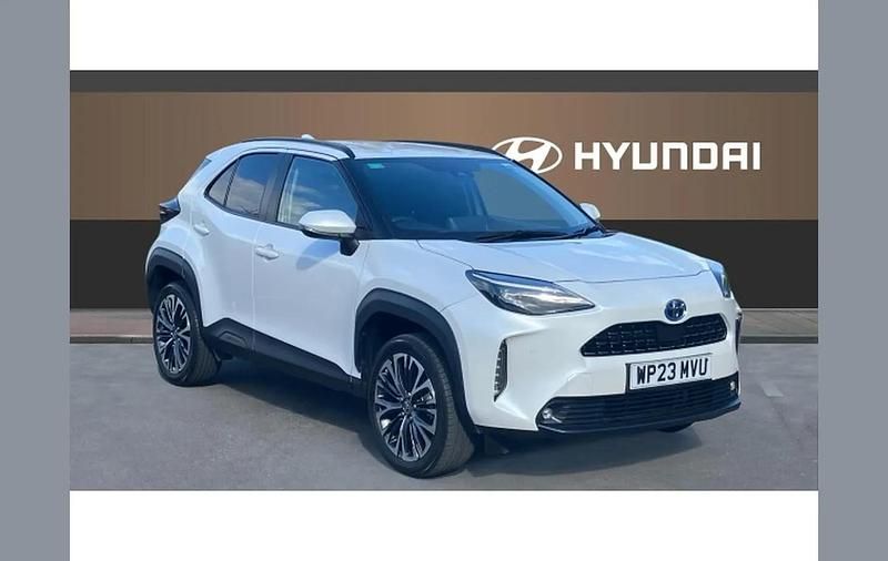 Used Toyota Yaris Cross 113 HP (83 kW) 2023 White SUV