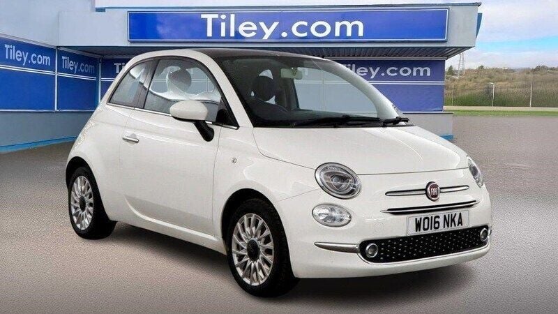 White Used 2016 Fiat 500 Lounge Hatchback | £6,190 (Fair price) - Image 1/2