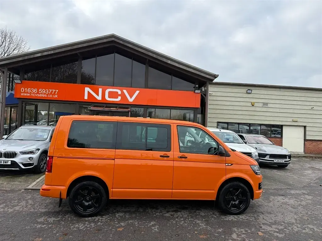 Usado VW Transporter S 2018 Laranja Van